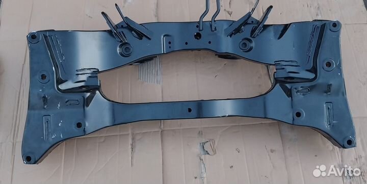 Подрамник задний mitsubishi outlander 1