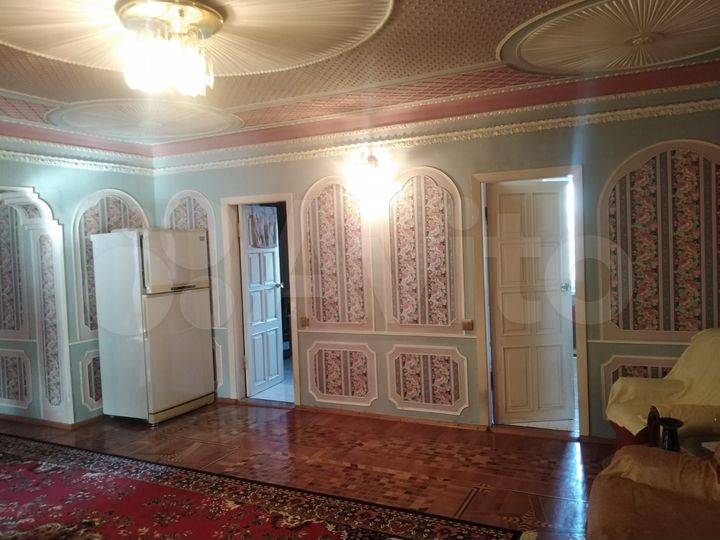 Дом 500 м² на участке 6 сот.