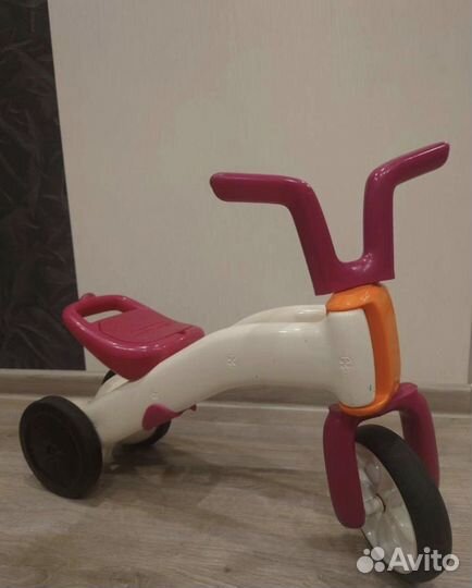 Беговел chillafish bunzi