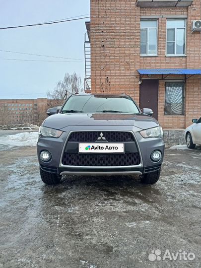 Mitsubishi Outlander 2.4 CVT, 2011, 179 400 км