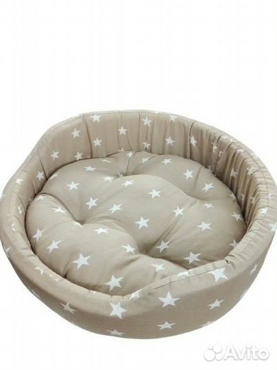 Новая лежанка для кошек и собак 40х40х16 см