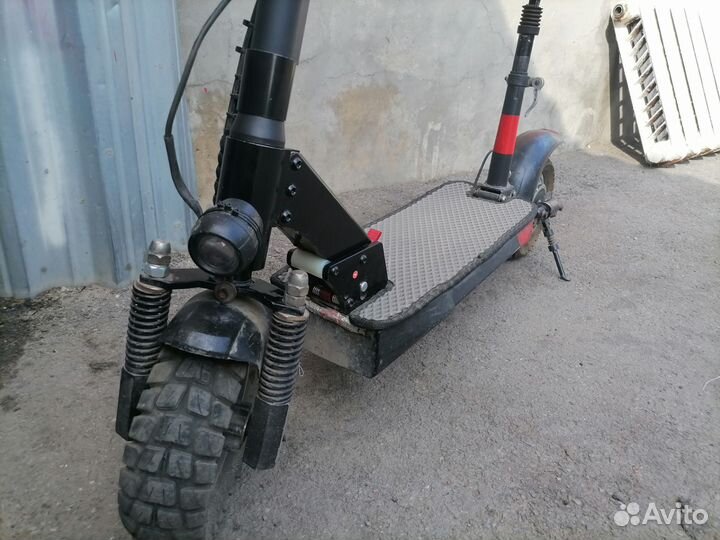 Электросамокат kugoo m4