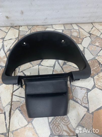 Кожух рулевой колонки Mazda 6 седан 2.0 LF 2005