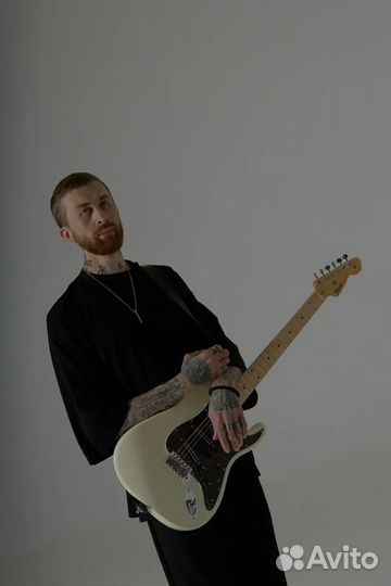 Уроки игры на гитаре (электрогитара) и вокал