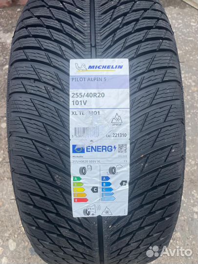 Michelin Pilot Alpin 5 255/40 R20