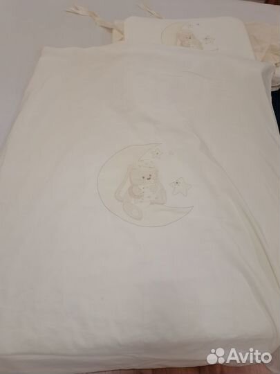 Бортики в детскую кроватку с одеялом