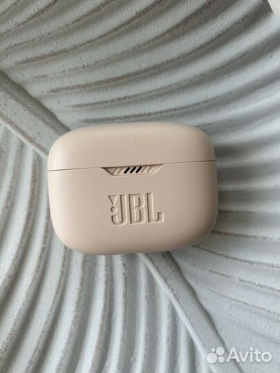 Беспроводные наушники jbl