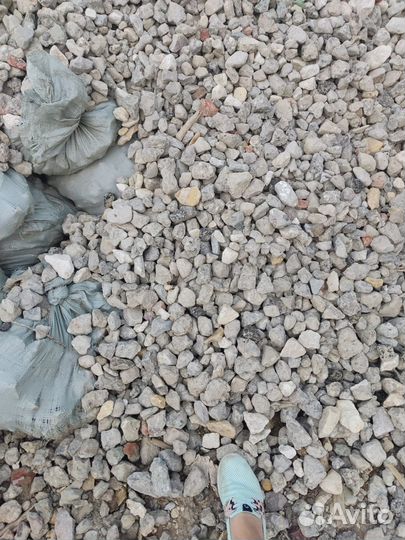 Щебень вторичный (бой бетона, кирпича)