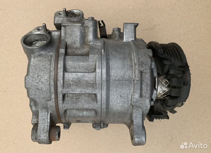 Компрессор кондиционера б/у бмв Х3 Ф25 BMW X3