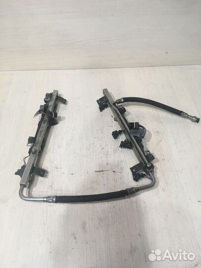 Рейка топливная рампа BMW 7 Е65 N62