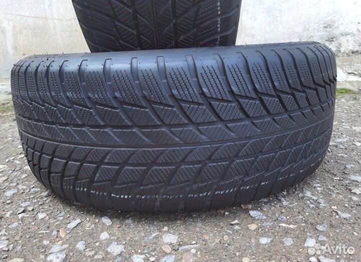 Bridgestone Blizzak LM-001 225/50 R18 95H