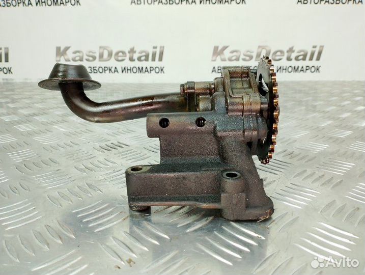 Масляный насос Volkswagen Golf AGN 1998