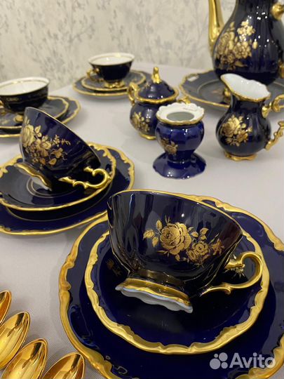 Чайный сервиз на 12 персон