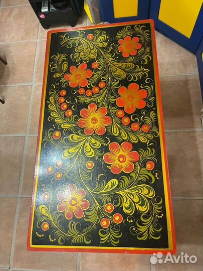 Столик хохлома