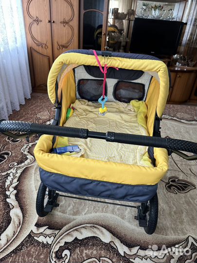 Коляска для двойни
