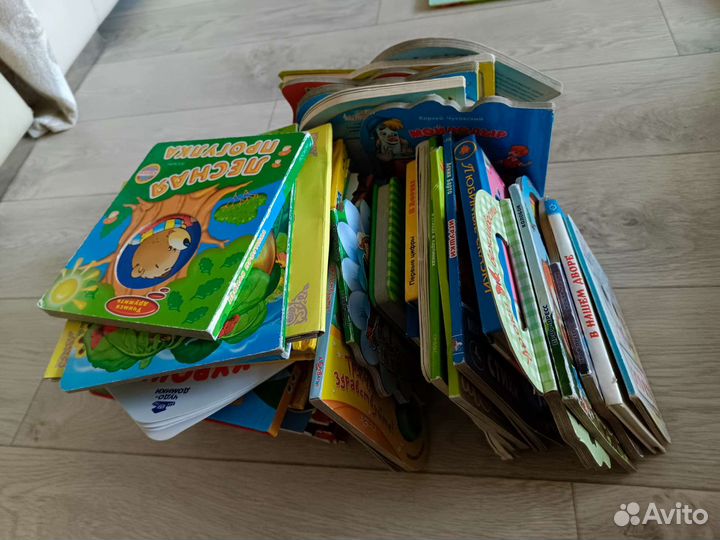 Книжки детские 50штук