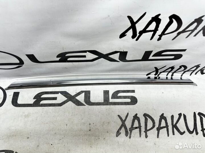 Накладка крышки багажника хром Lexus Rx450H