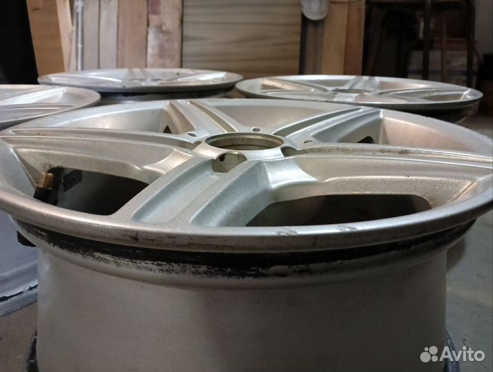 Комплект дисков AMG R16