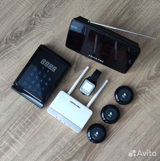 Кнопка вызова официанта,часы, табло, пульт, репите