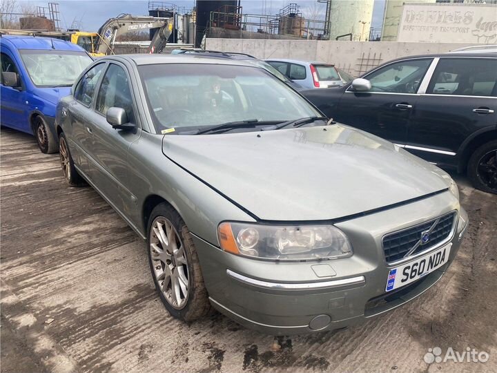 Разбор на запчасти Volvo S60 2000-2009
