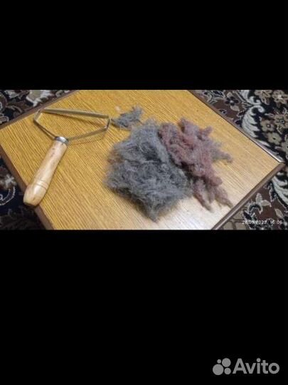 Скребок щетка для ковра, одежды итд