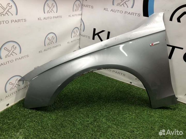 Крыло переднее левое Audi A4 8K2 caga 2010