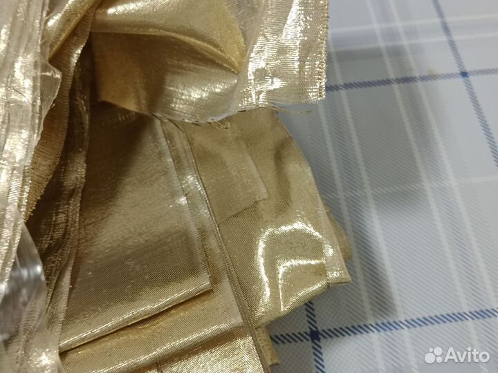 Отрез ткани парча золотая