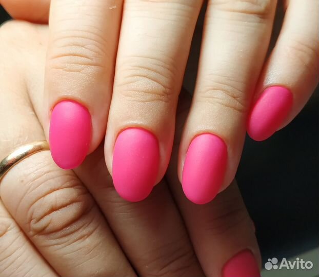 Маникюр и педикюр для прекрасных муз