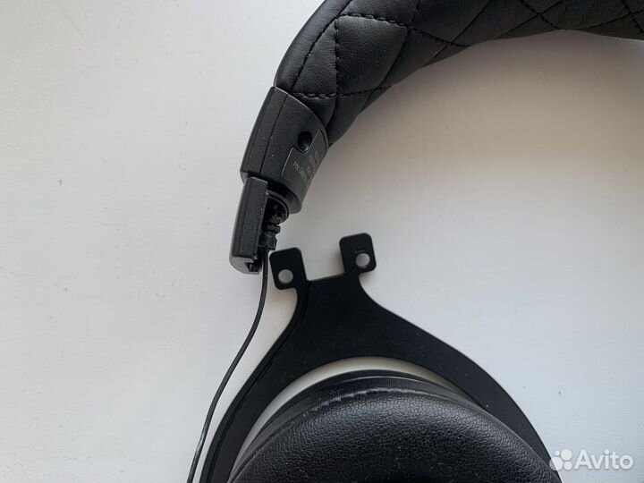 Наушники Corsair HS50