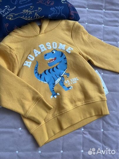 Свитшоты на мальчика C&A 98 см