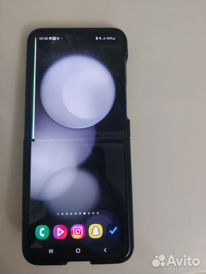 Samsung Galaxy Z Flip5, 8/256 ГБ