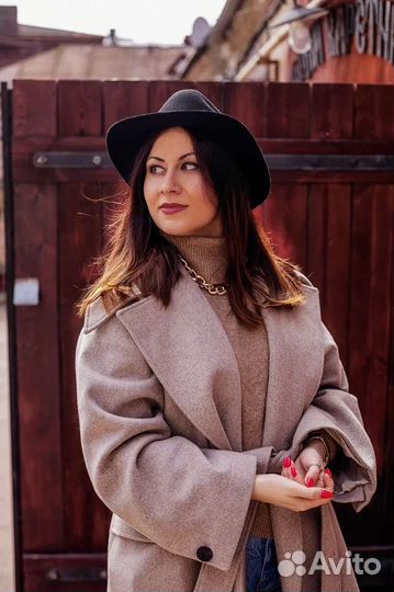 Стилист имиджмейкер