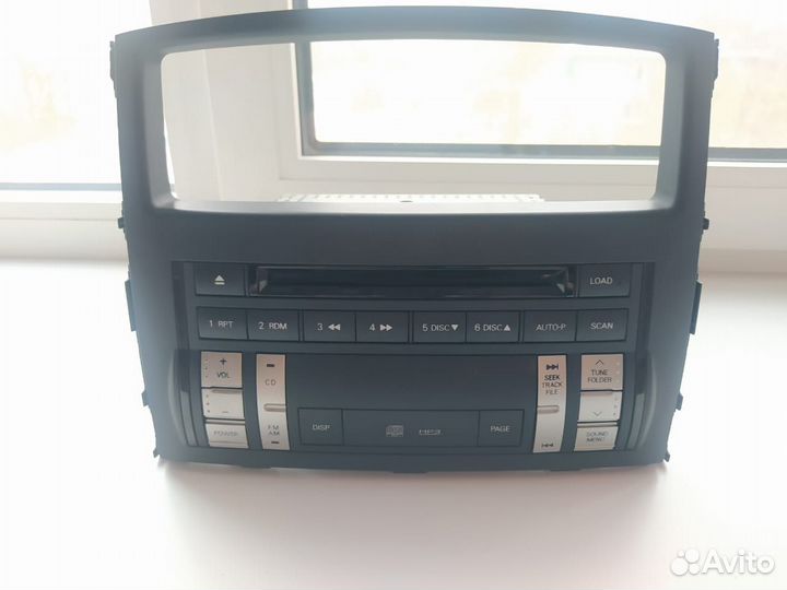 Головное устройство Mitsubishi Pajero 4 оригинал