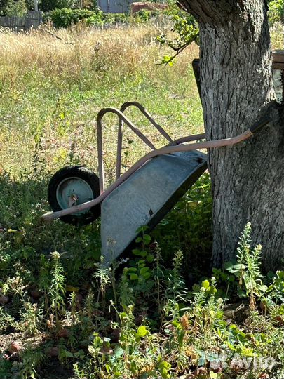 Садовая тележка, тачка б/у