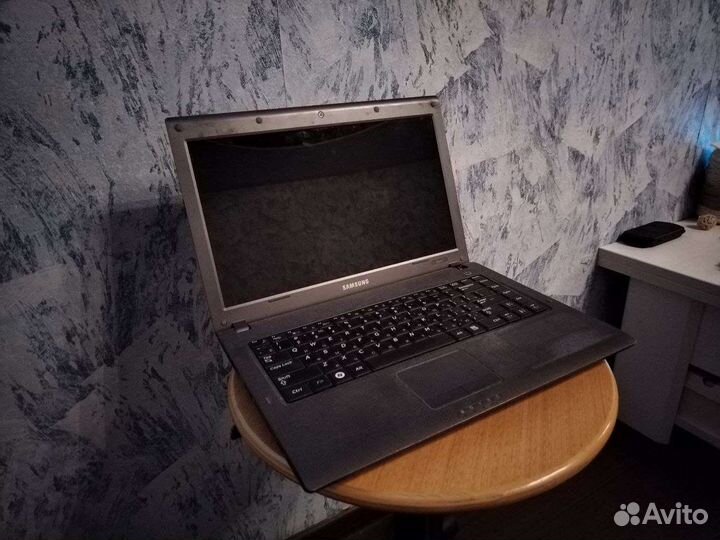 Ноутбук Samsung r428