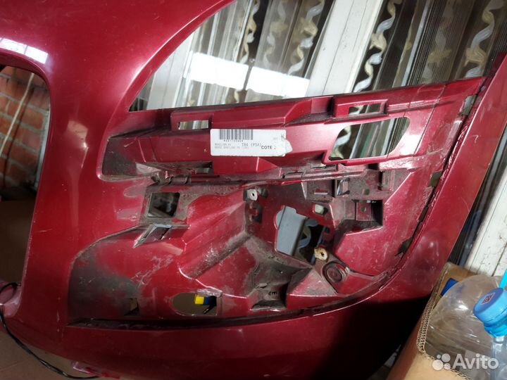 Бампер peugeot 3008