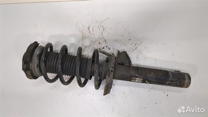 Амортизатор подвески Volkswagen Passat 7, 2012