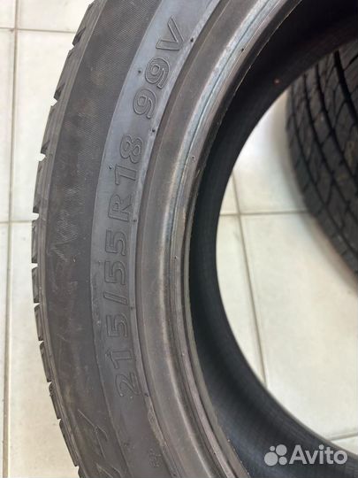 Kumho Crugen Premium KL33 215/55 R18 99V