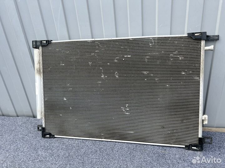 Toyota camry v70радиатор кондиционера оригинал