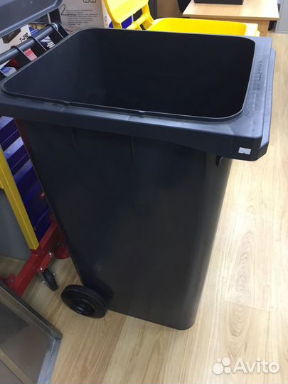 Мусорный контейнер 240 л