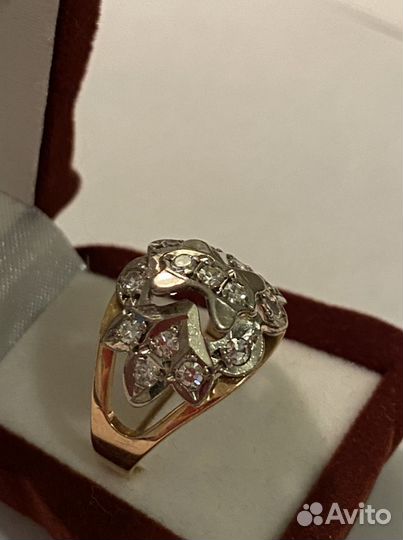 Золотое кольцо с бриллиантами 583п