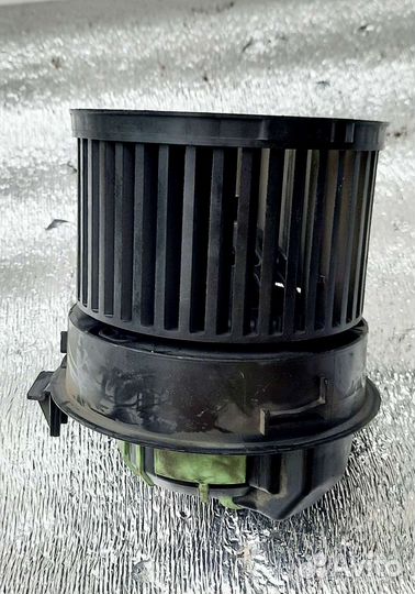 Моторчик печки Citroen c4 b7