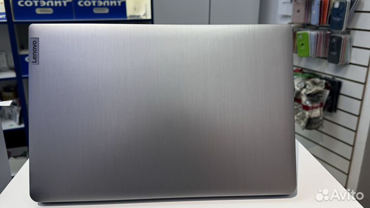 Ноутбук Lenovo core i3-1115G4 8/1000gb новый
