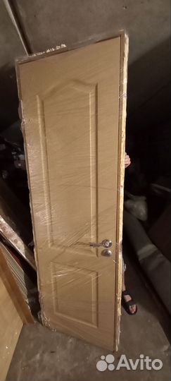 Межкомнатные двери бу с коробкой 4 шт