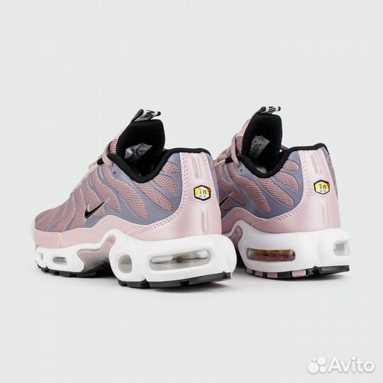 Кроссовки Nike Air Max Plus Tn Pink