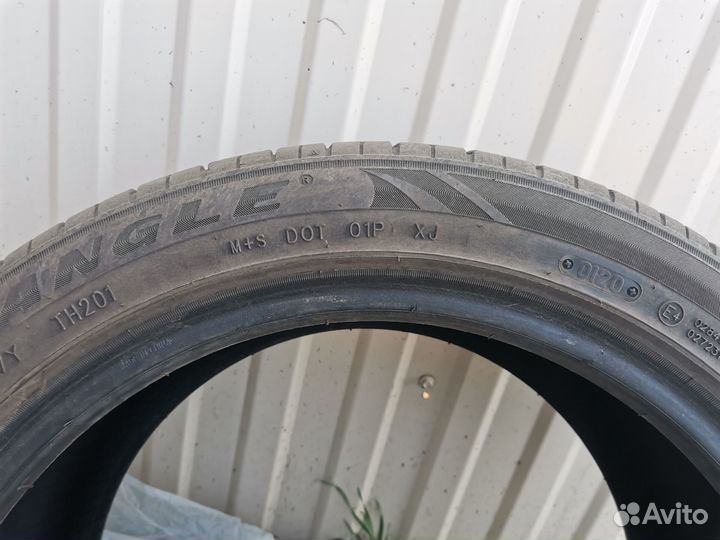 Triangle TH201 Sportex 235/45 R17 97Y