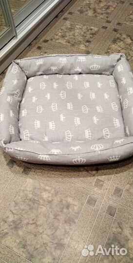 Лежанка для кошек новая