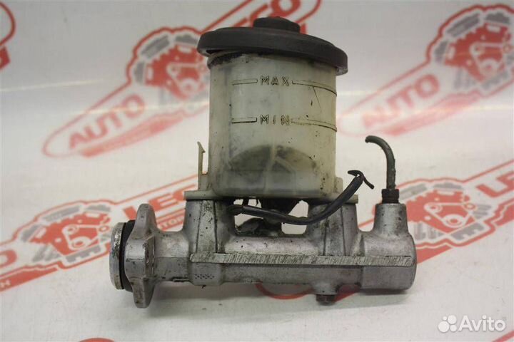 Главный тормозной цилиндр Toyota Corsa 4 1991