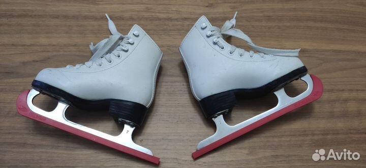 Фигурные коньки Montana Gold