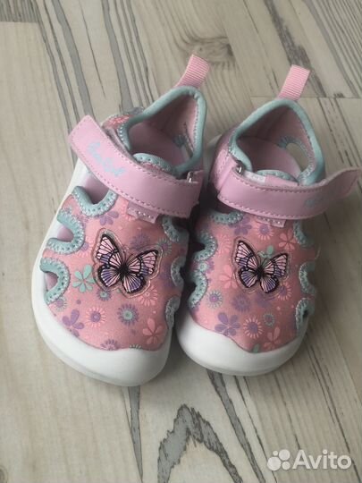 Сандалии для девочки